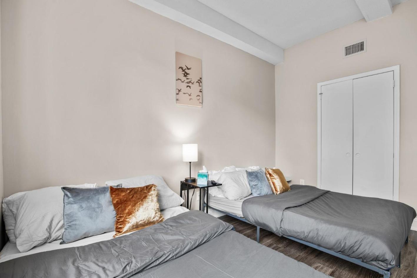 Crown New Haven Hotel At Yale Екстериор снимка